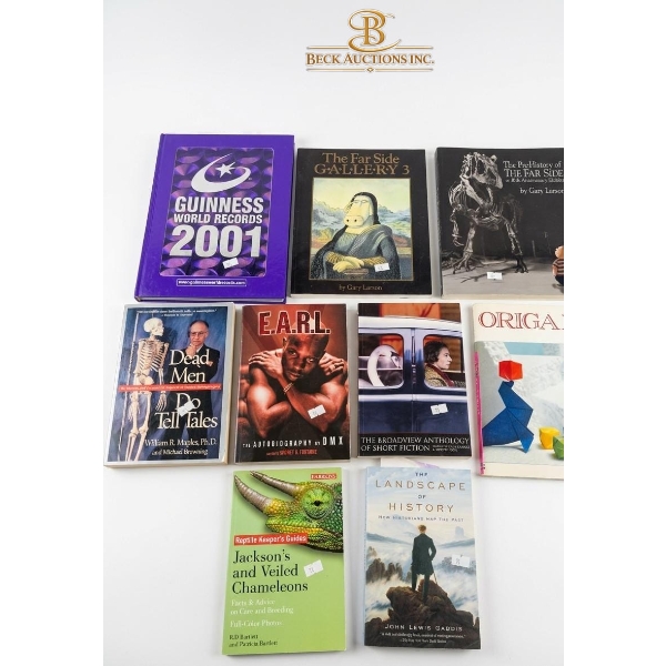 Collection Of Books The Guinness World Records 2001 The Far Side Gallery 3" By Gary Larson And More.