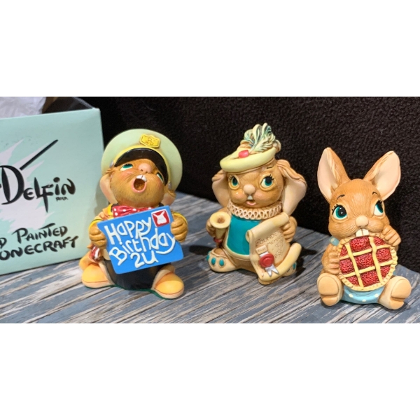 Pen Delfin Figures -  'Picnic Midge', 'Herald' & 'Happy' 