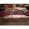 Image 4 : Custom made solid wood frame floral print vintage couch and chair in like new condition very comfort