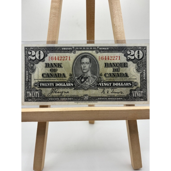 1937 $20 bank of Canada near uncirculated condition Sn# K/E 6442271