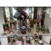 Image 1 : Ornate Decor and Figurines