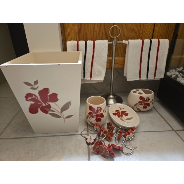 Decorative Vase & Garbage Bathroom