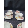 Image 2 : Luxurious China Set