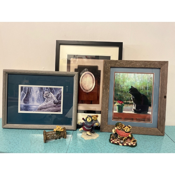3 figurines from Boyd's Bears & Friends, The Bearstone Collection. "Krystal & Axel...Canadian Waltz"