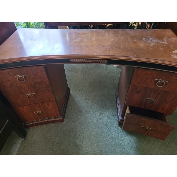 Heppelwhite Style  Bowfront Wood Vanity with 6 Side Drawers 46 L, 29 T, 18 W