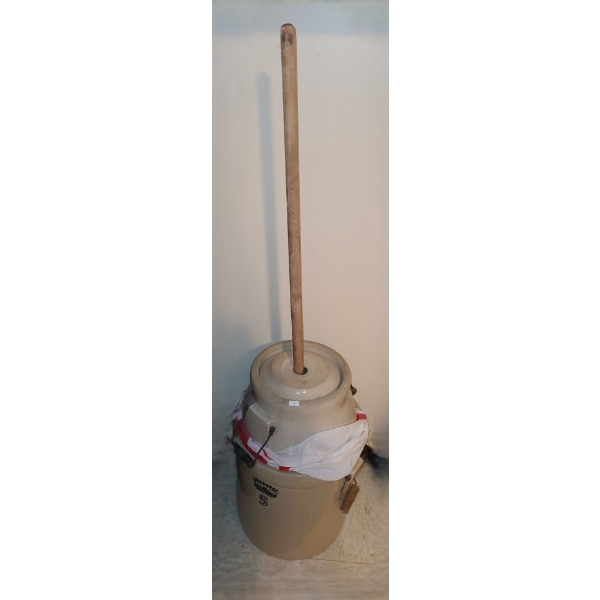 Sunburst 5 Gallon Butter Churn Crock With Lid 11" Diameter, 21 T to Top of Crock