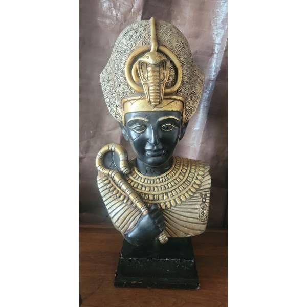 Egyption Pharaoh Bust 25T