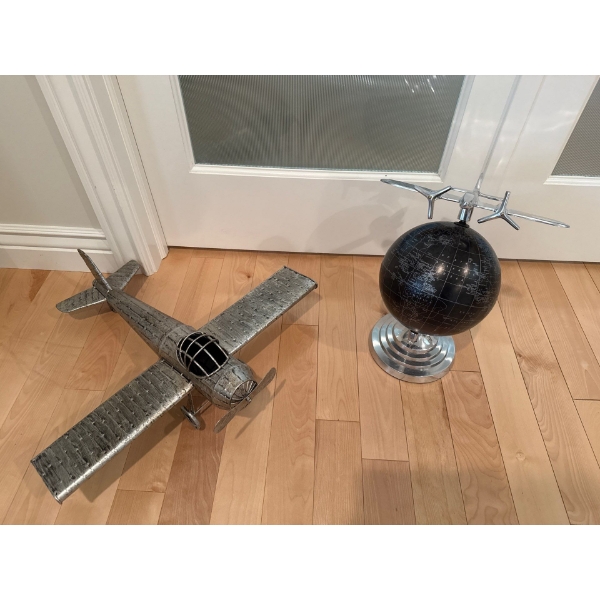 Lovely Metal Plane  Globe w/ Light Metal Plane Decor (20L) 