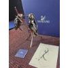 Image 5 : Swarovski Crystal Woodpeckers on a Polished Metal Branch