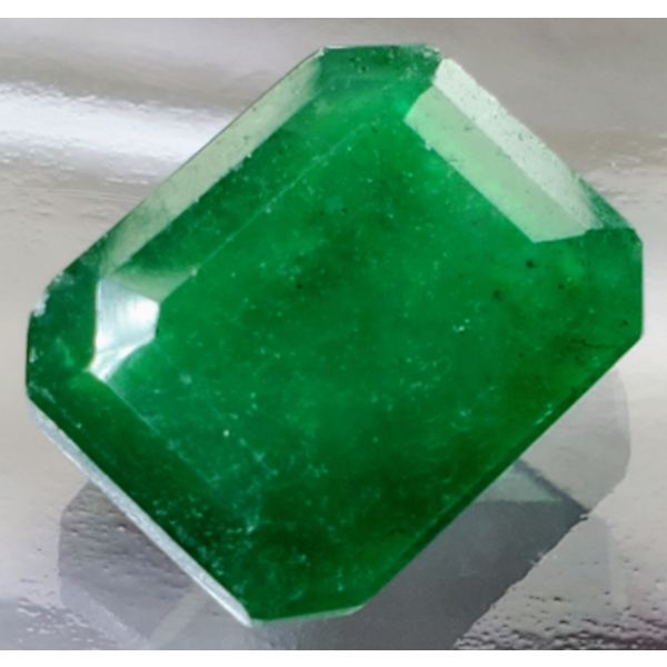 Emerald (11.25 ct, 15.7×12×6.5 mm)
