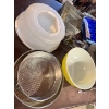 Image 5 : Large yellow ceramic Pyrex bowl, two cheesecake tins cake, carrier square cake molded measuring cup