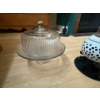 Image 3 : Fondu Cooker & Glass Cake Display