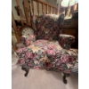 Image 3 : lovely floral high back library chair in amazing condition with wooden legs.
