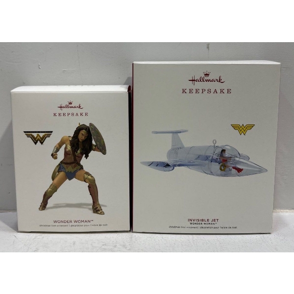 DC- Wonder Woman, Invisible Jet Hallmark Ornaments