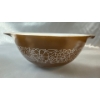 Image 2 : PYREX 'Woodland' Mixing Bowl Collection 