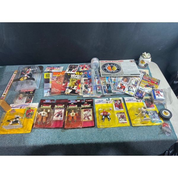 Chicago Blackhawks Collectable Figures & Cards