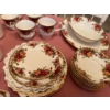 Image 6 :  Royal Albert Old Country Rose Bone China set with 38 pieces in total 