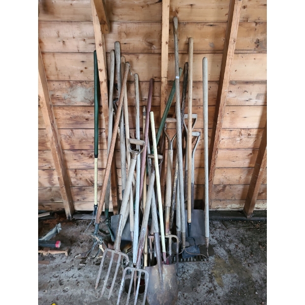 Vintage Garden Tool Collection 