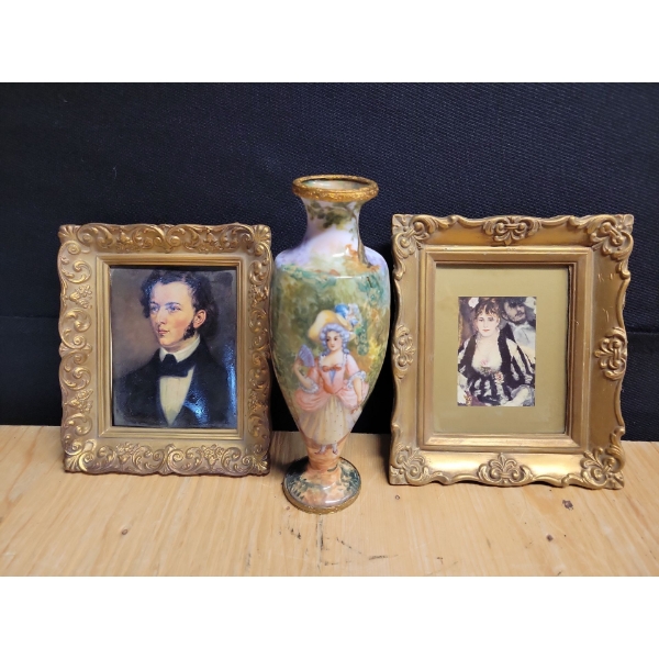 Antique Art w/ Decorative Vase 7T