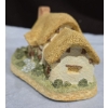 Image 2 : Hand Carving 'Rose Cottage' By David Winter 