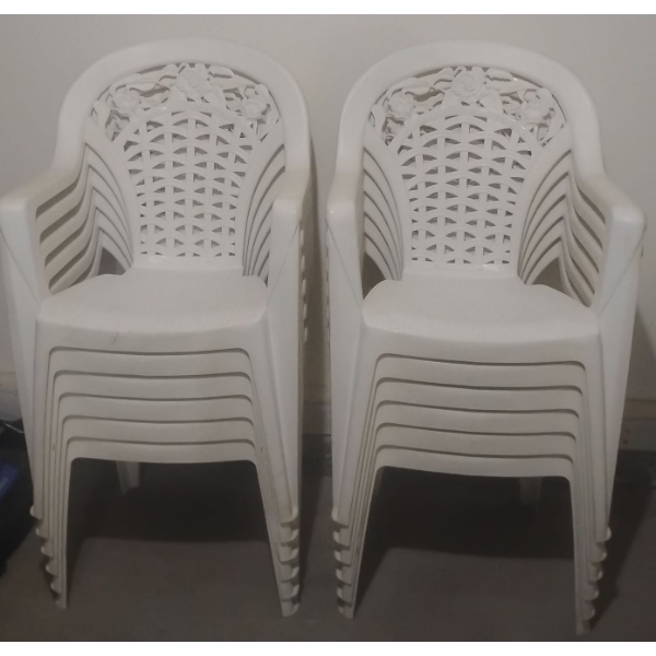 12 Patio Arm Chairs w/ Round Metal Patio Table 44W