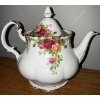 Image 4 : Vintage Royal Albert Old Country Roses Fine Bone China Collection - Tea Pots & More
