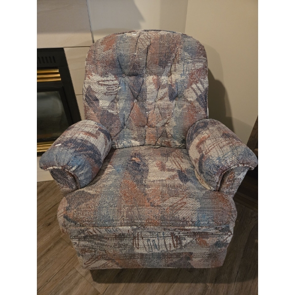 Vintage Rocking Chair 33x38