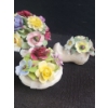 Image 3 : Porcelain Flowers Including: Mini Basket