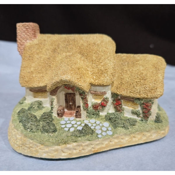 Hand Carving 'Rose Cottage' By David Winter 
