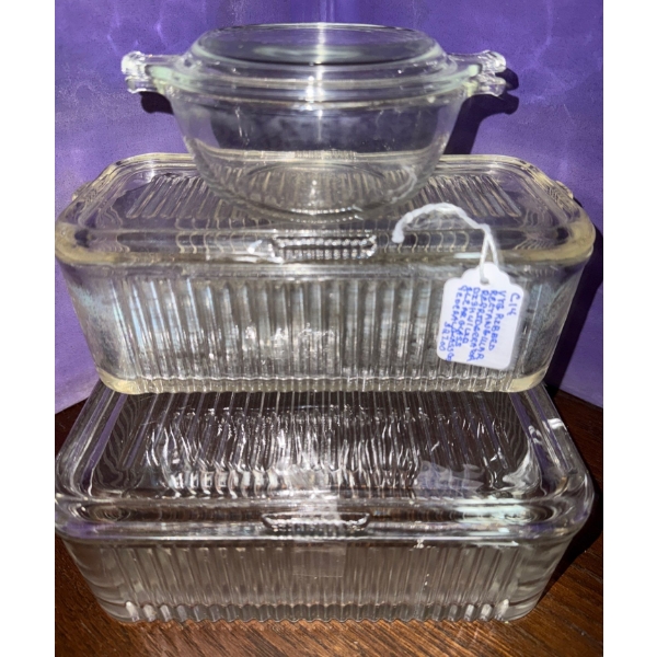 Vintage Ribbed Refrigerator Dishes w/Lid & Round Small Pyrex w/Lid 