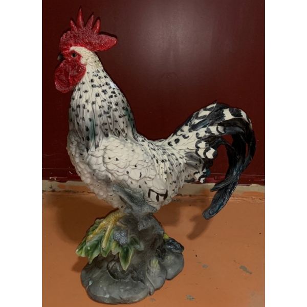Resin Rooster with Striped Tail 24 T, 10 W, 5 L