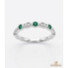 Image 5 : 10K Eternity Ring Alternating Emerald And Diamond Stones In A White Gold Setting 1.50g