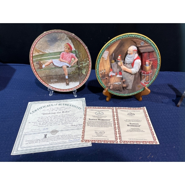 Set of Two Collectors Plates with original boxes and COA