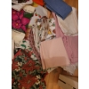 Image 3 : Textile Lot: Placemats, Runners, Oven Mitts, and More