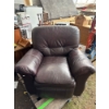 Image 1 : Brown Leather Recliner 40Wx52D Reclined