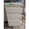 Image 3 : Metal Storage Cabinets