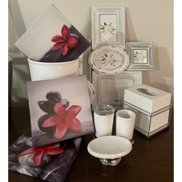 Decorative Home Accents & Decor - Powder Room Set w/ Floral Art Wall Hangings & Layered Photo Frame 