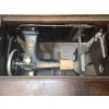Image 3 : Vintage Raymond MF'G CO. of Guelph Sewing Machine and Table 34 W, 18 D, 31 T 