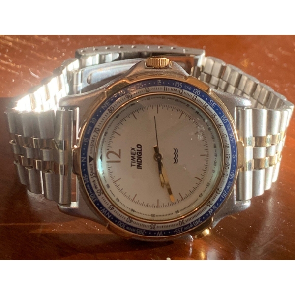 Timex In diglo Men's Wrist Watch 4-775-964