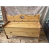 Image 2 : Wooden Storage Bench with Heart Cut-Out Backrest
