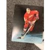 Image 5 : Gordie Howe Memorabilia Collection Featuring Autographed Print