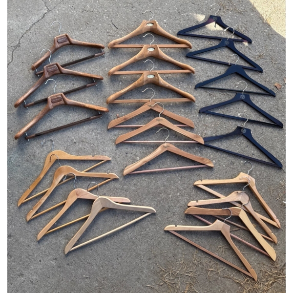 Delux Wood Hanger Collection