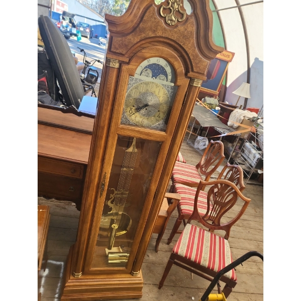 Grandfather Clock (85" x 20.5" x 12" Inches)