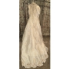 Image 4 : Gorgeous Vintage Wedding Gown - Approx Size 8-10 - Tags Still On It