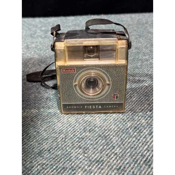 Kodak Brownie Fiesta Camera