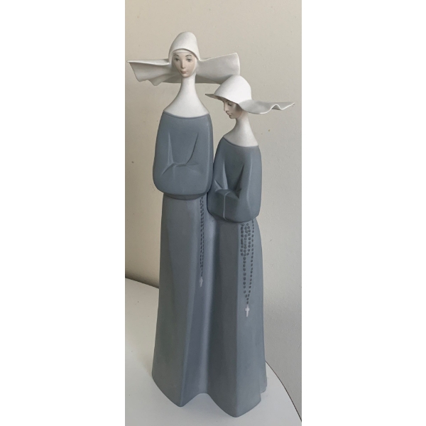 LLADRO Porcelain  Sisters  - 13T 