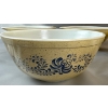 Image 2 : Pyrex Homestead Cinderella Mixing Bowls