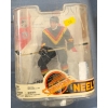 Image 1 : Collectable Hockey Figure - Vancouver  'Canucks' Legends #21, Cam Neely 
