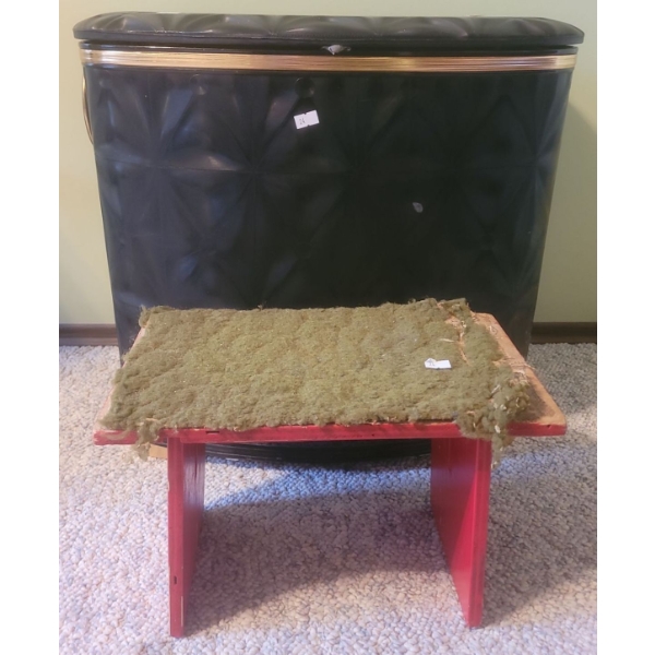 Vintage Laundry Hamper & 2 Stools 