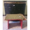 Image 1 : Vintage Laundry Hamper & 2 Stools 